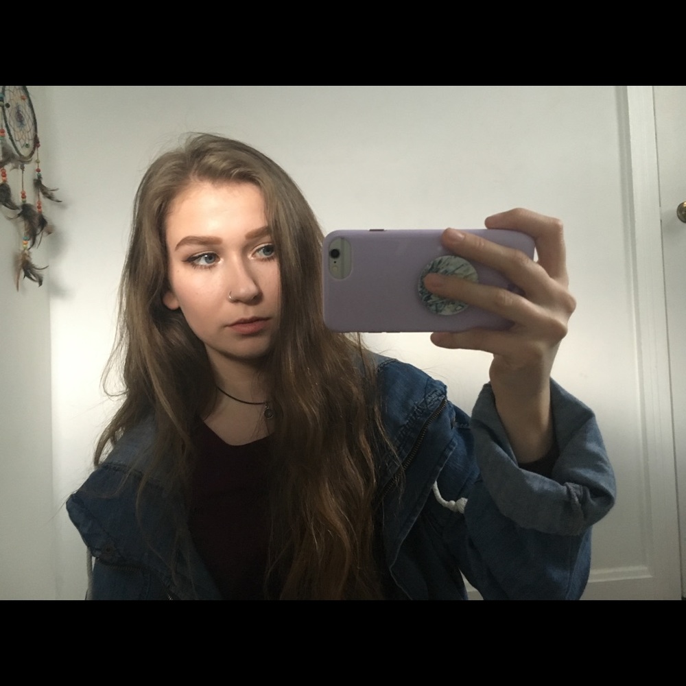 Meet your Posher, Lauren